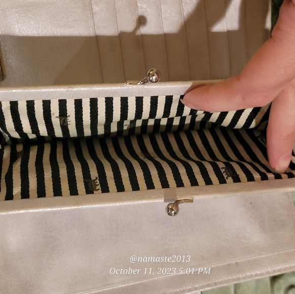 L.A.M.B. by Gwen Stefani Frosted Iridescent Clutch Wallet Luxury Designer #484 - Picture 8 of 16